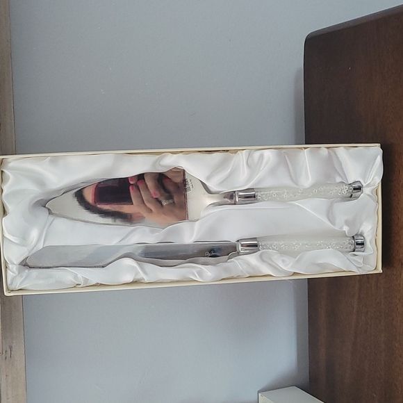 Oleg Cassini Cake knife & Server - Picture 8 of 11